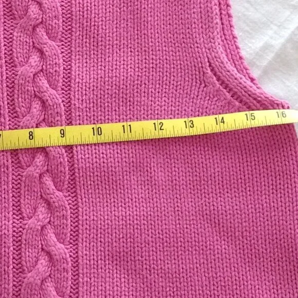 Women's Sleeveless Cable-Knit Cotton Sweater - Picture 11 of 11